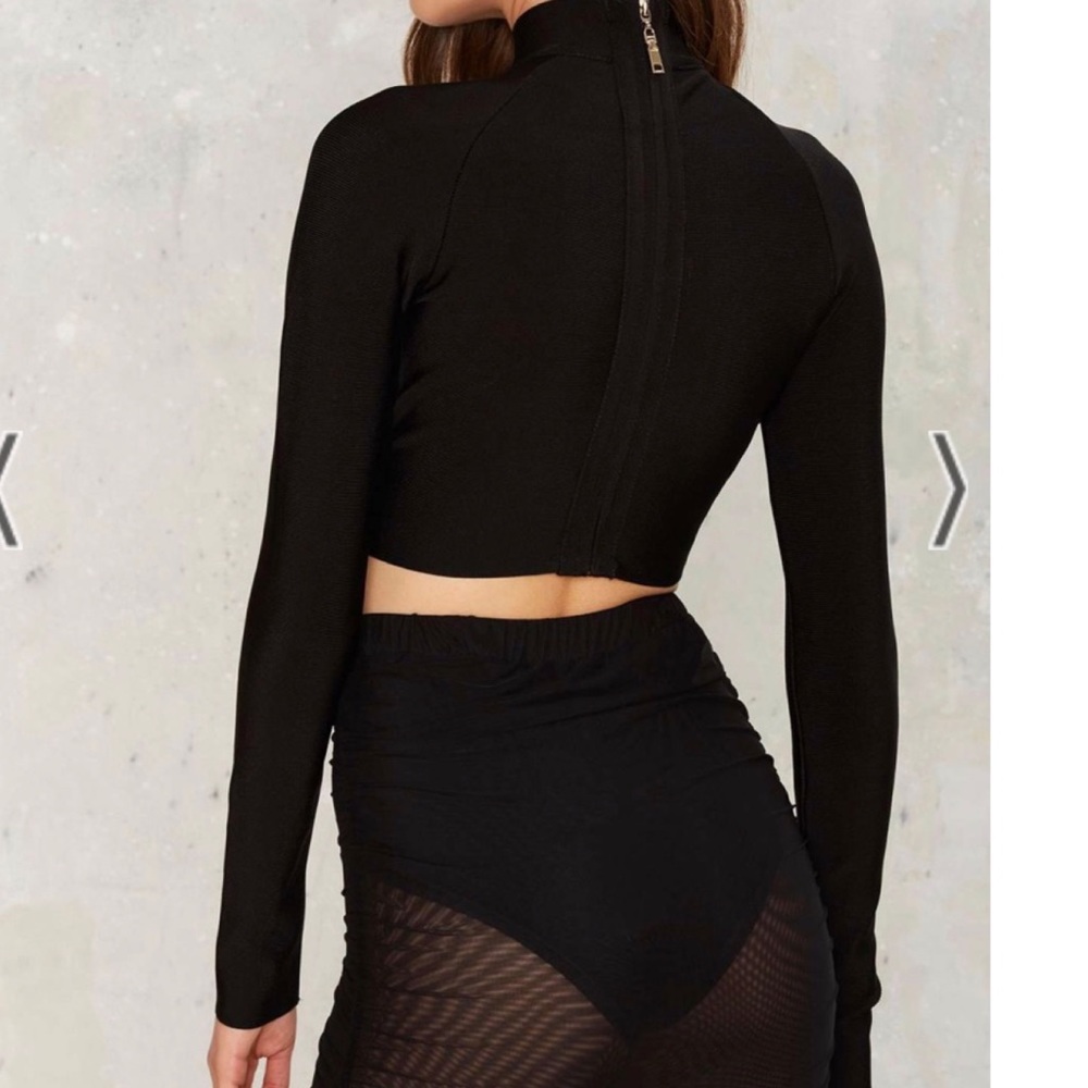 Super Sexy Bossa Black Medium Catania Bandage Crop Top with Cut Outs - Picture 2 of 9
